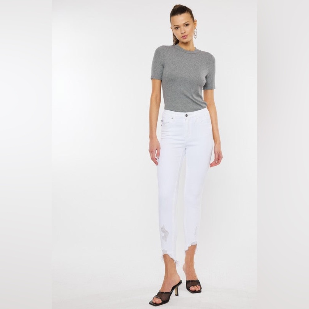 NWT-Kancan White High-rise Stretch Jeans with frayed hem NWT
